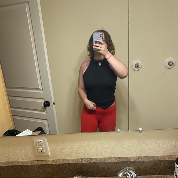 Red Lu Lu Lemon fitness leggings - Picture 2 of 5